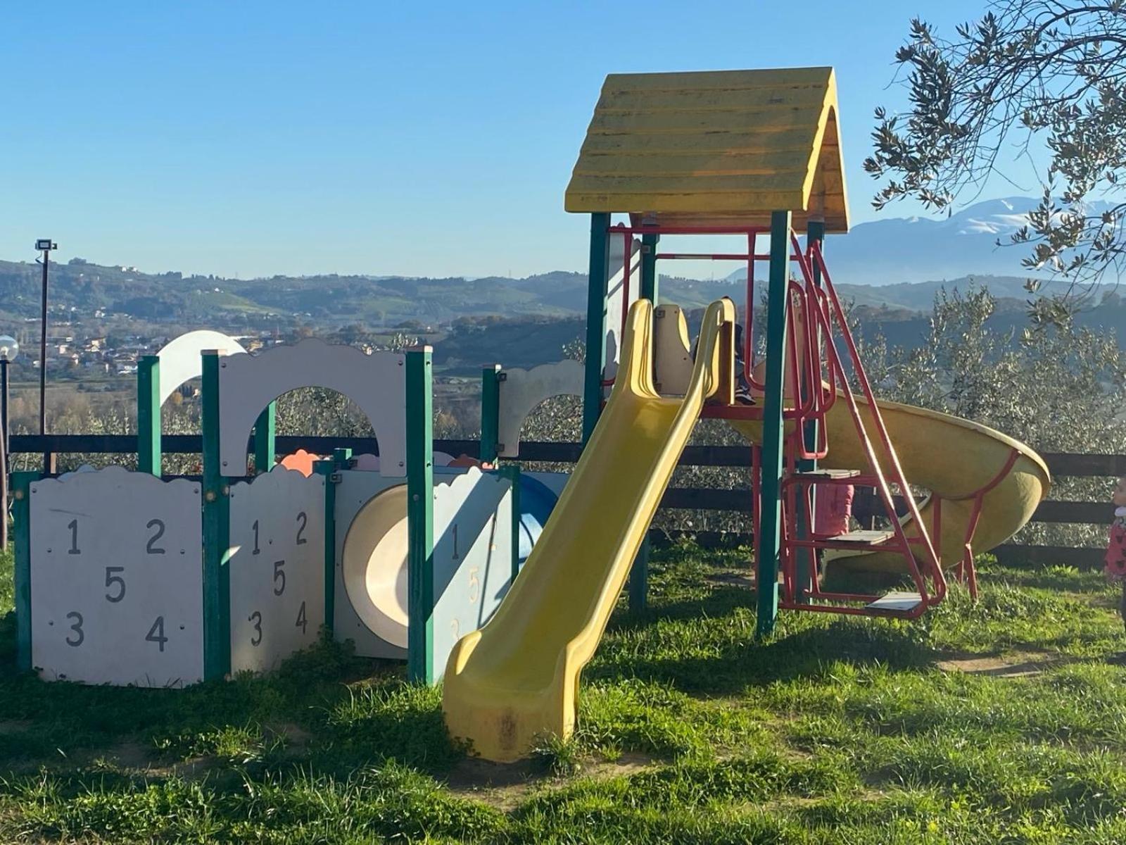 Il Podere Degli Asinelli Città Sant'Angelo Eksteriør billede
